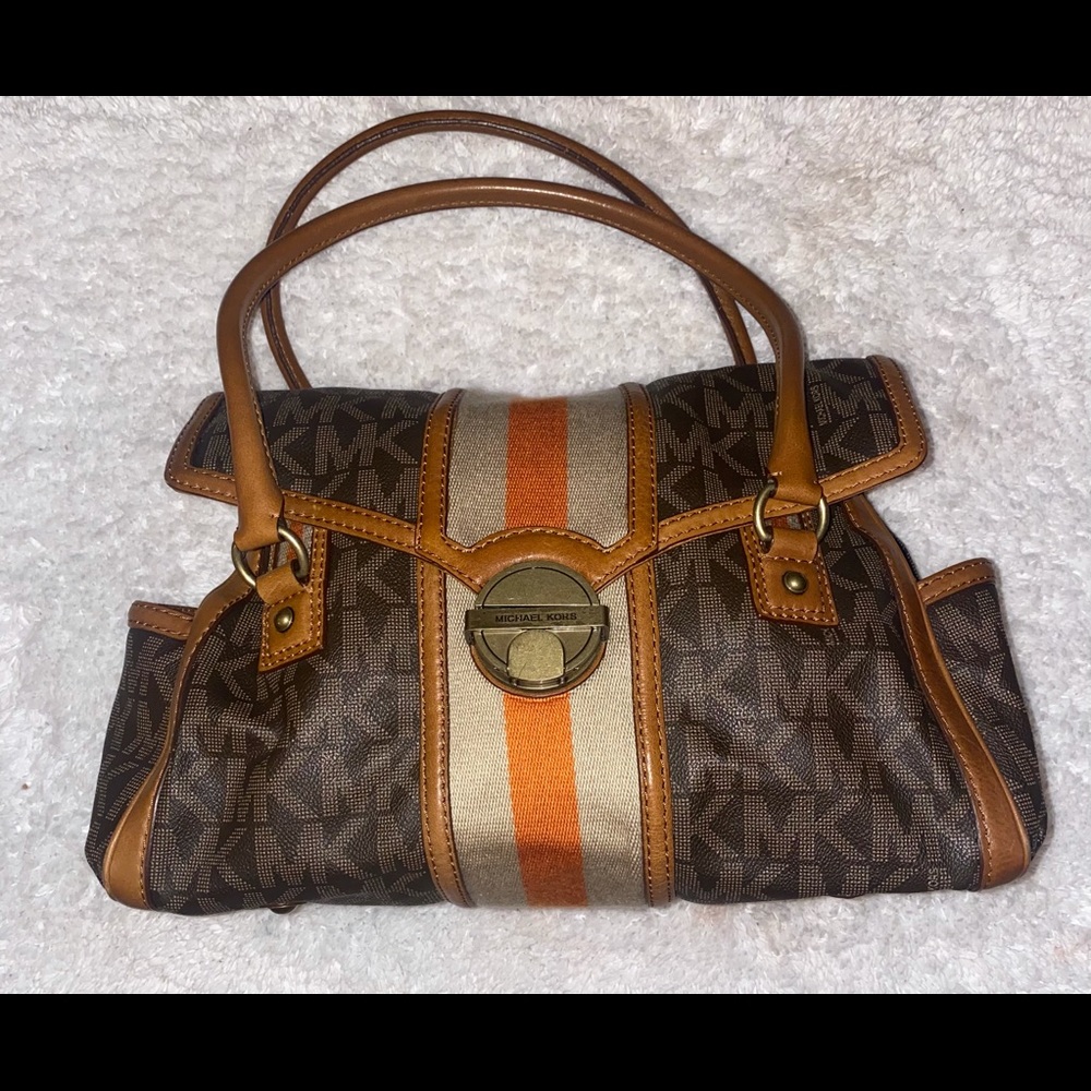 Micheal Kors Purse